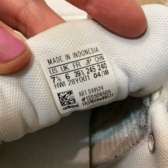 Adidsas street sneakers - Picture 4 of 4